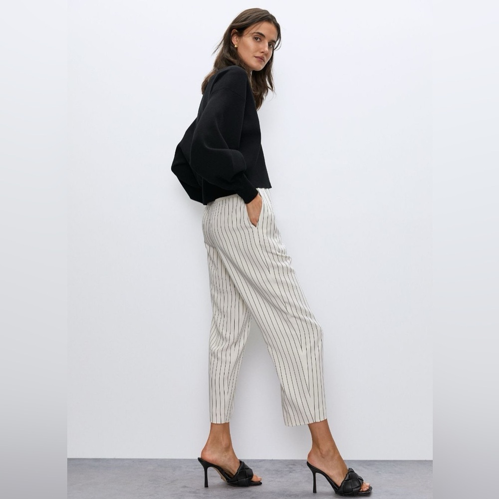 Babaton Modesto Pinstripe Pants Women’s 2 Grey/Black Cropped Tailored - Picture 6 of 12